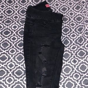 Ripped Skinny Jeans